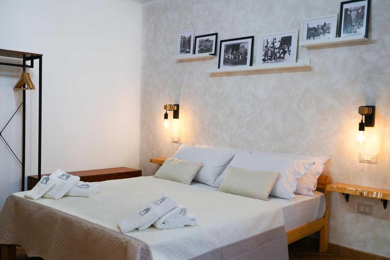 Familiainn Rooms & Apartments ポンペイ エクステリア 写真
