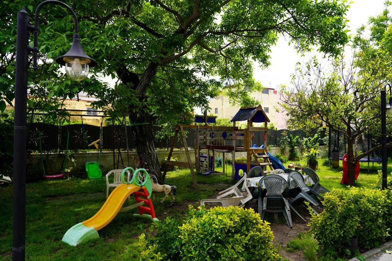 Familiainn Rooms & Apartments ポンペイ エクステリア 写真